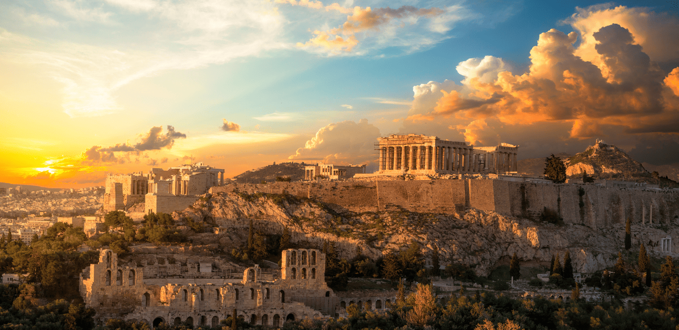 Vista do Partenon de Atenas, um dos destinos imperdíveis na Grécia